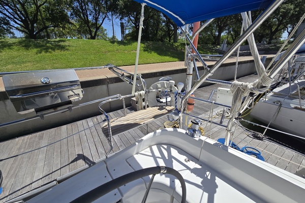 Chemistry 44ft Hunter Yacht For Sale