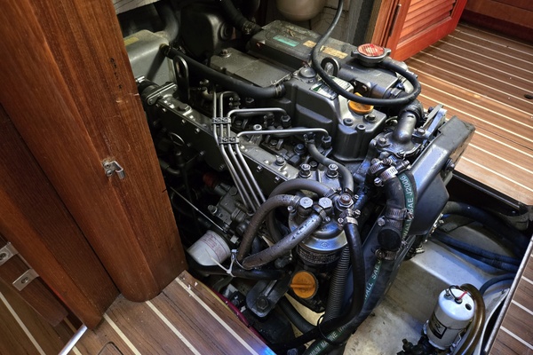 Chemistry 44ft Hunter Yacht For Sale