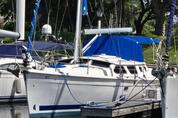 Chemistry 44ft Hunter Yacht For Sale