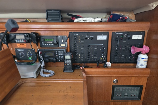 Chemistry 44ft Hunter Yacht For Sale