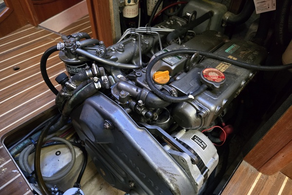 Chemistry 44ft Hunter Yacht For Sale