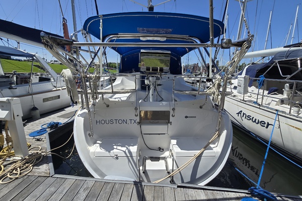 Chemistry 44ft Hunter Yacht For Sale