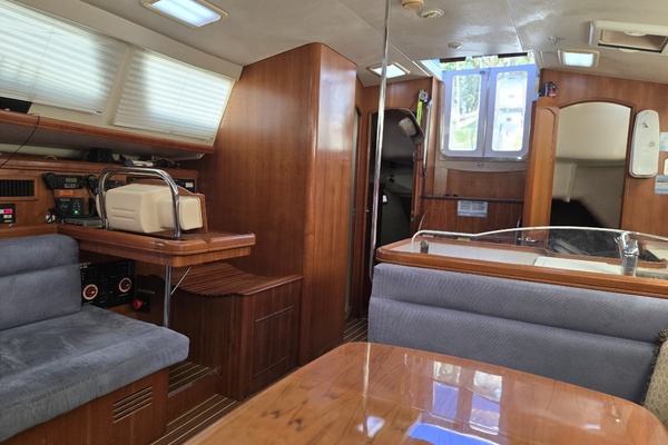 Chemistry 44ft Hunter Yacht For Sale