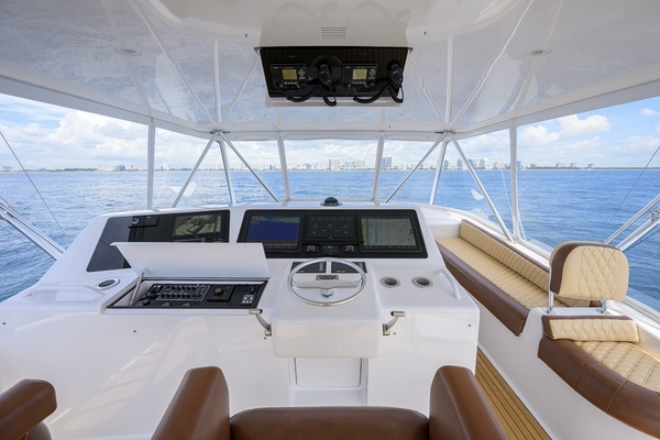 2002 Viking 61