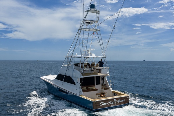 2002 Viking 61