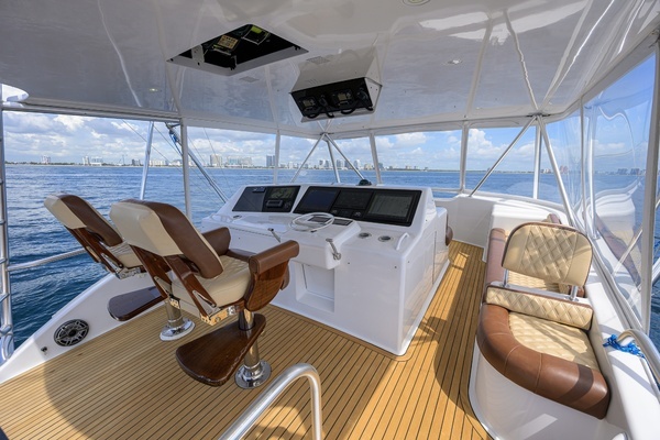 2002 Viking 61