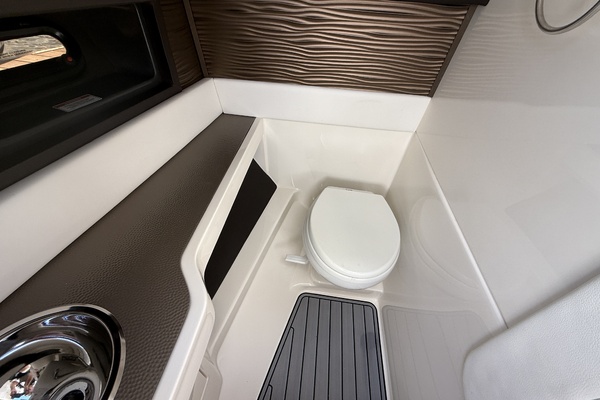 31ft Sea Ray Yacht For Sale