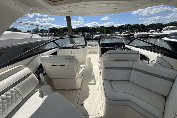 31ft Sea Ray Yacht For Sale