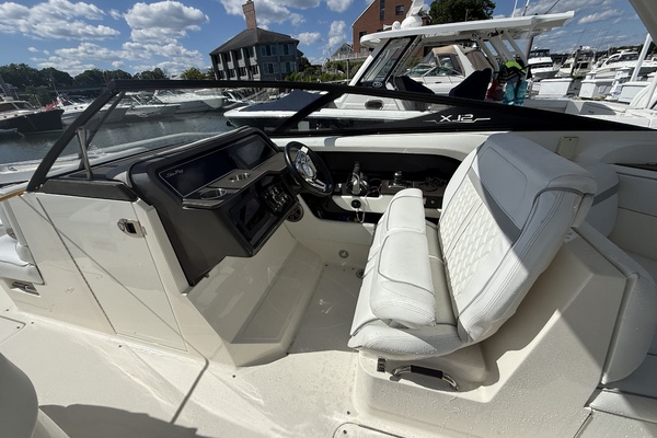 31ft Sea Ray Yacht For Sale