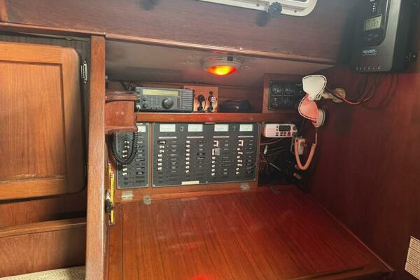 Caribbean Dream 45ft Morgan Yacht For Sale