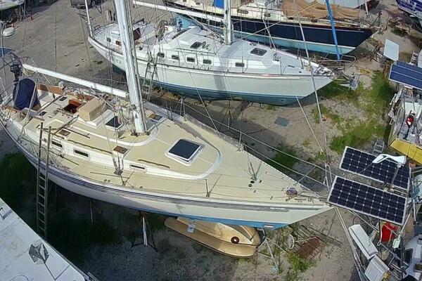 Caribbean Dream 45ft Morgan Yacht For Sale