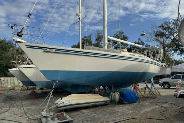 Caribbean Dream 45ft Morgan Yacht For Sale