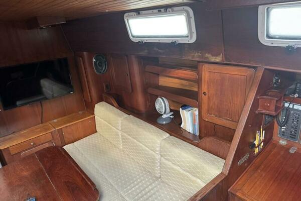 Caribbean Dream 45ft Morgan Yacht For Sale