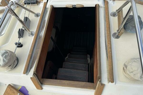 Caribbean Dream 45ft Morgan Yacht For Sale