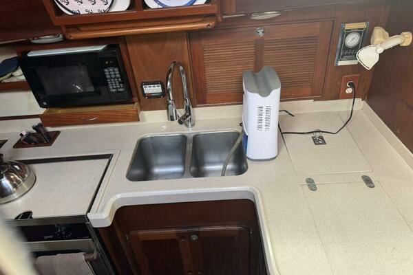 Caribbean Dream 45ft Morgan Yacht For Sale