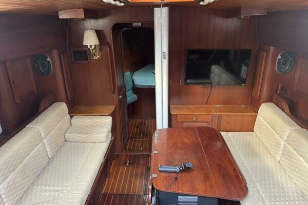 Caribbean Dream 45ft Morgan Yacht For Sale