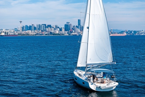 Photo of the 2019 Beneteau Oceanis 46.1 "Run For The Roses"