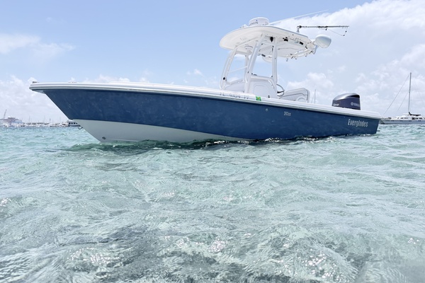 24ft Everglades Yacht For Sale