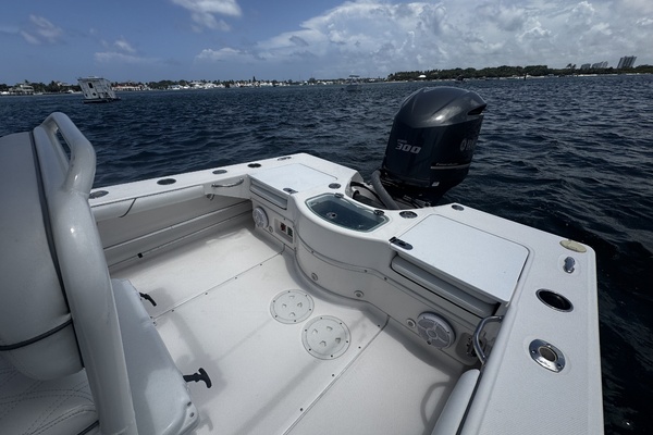 24ft Everglades Yacht For Sale