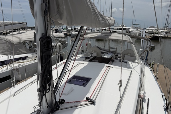 2017 Beneteau 45