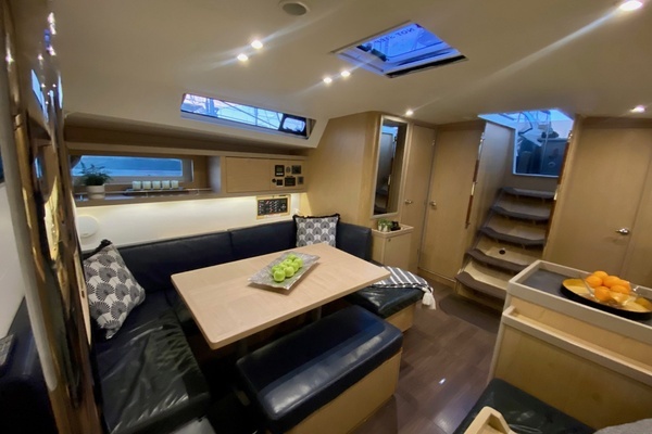 2017 Beneteau 45