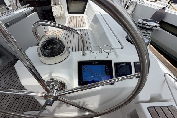 2017 Beneteau 45