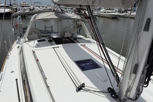 2017 Beneteau 45