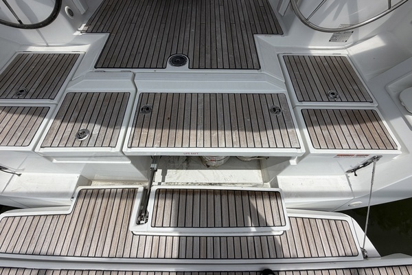 2017 Beneteau 45