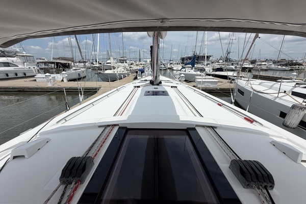 2017 Beneteau 45