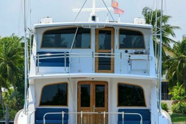 Photo of the 2004 Sea Force IX 82 Enclosed Bridge "Junior"