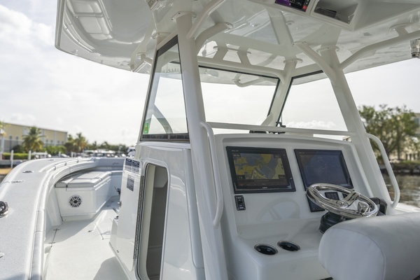 2018 Yellowfin 39