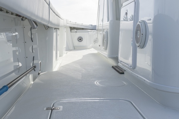 2018 Yellowfin 39