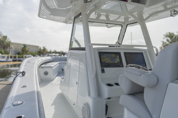 2018 Yellowfin 39