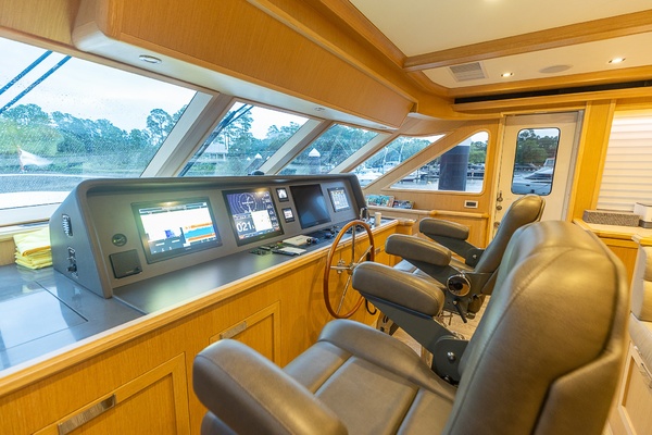 No Name 92ft Paragon Yacht For Sale