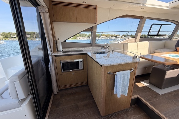2017 Sea Ray 46