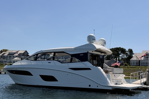 2017 Sea Ray 46