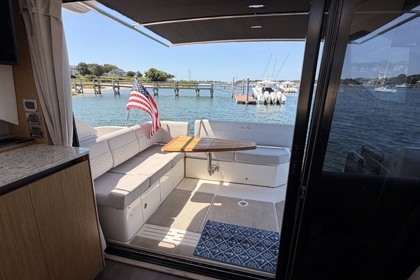 2017 Sea Ray 46