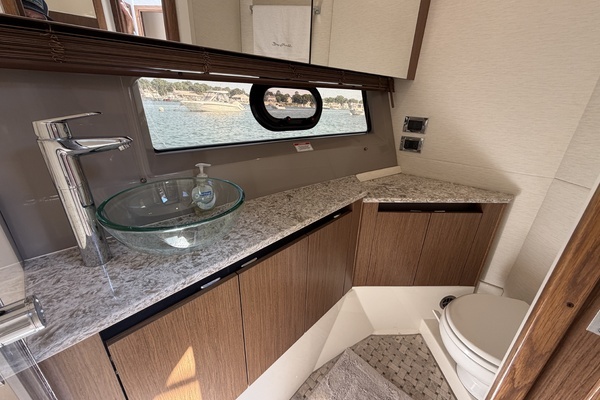 2017 Sea Ray 46