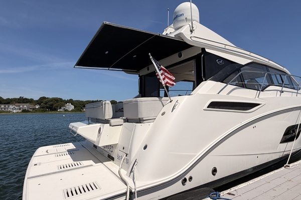 2017 Sea Ray 46