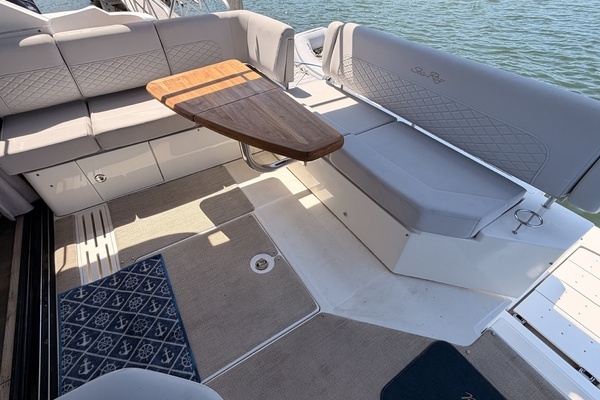 2017 Sea Ray 46
