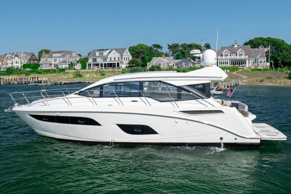 Sea Ray - 460 Sundancer