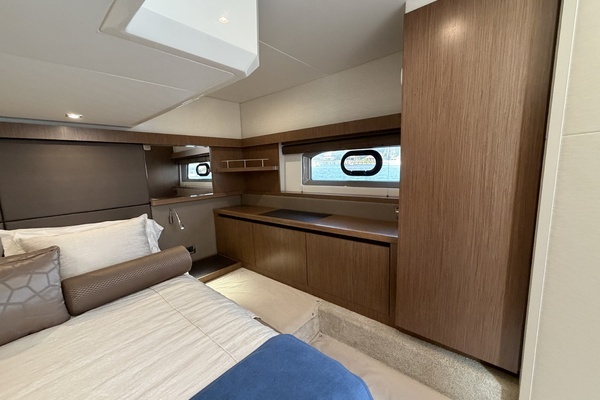 2017 Sea Ray 46
