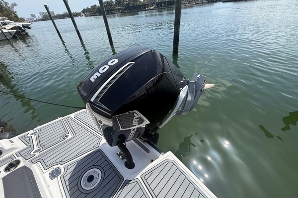 26ft Monterey Yacht For Sale