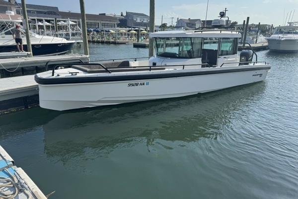 29ft Axopar Yacht For Sale