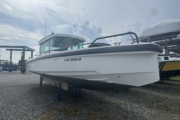 29ft Axopar Yacht For Sale