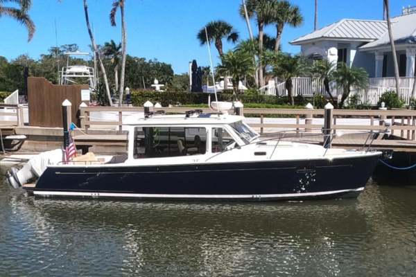 37-ft-MJM-2018-35z- Annapolis Maryland United States  yacht for sale