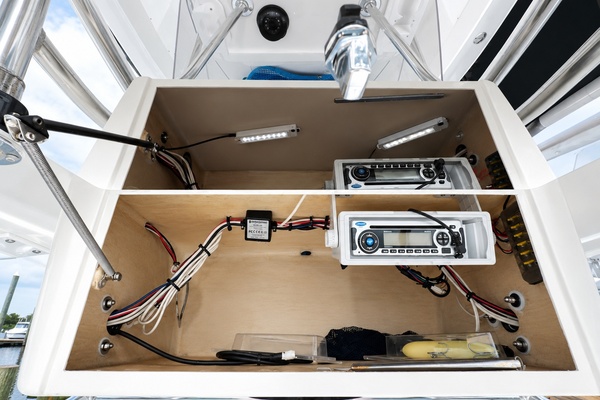 23ft Regulator Yacht For Sale