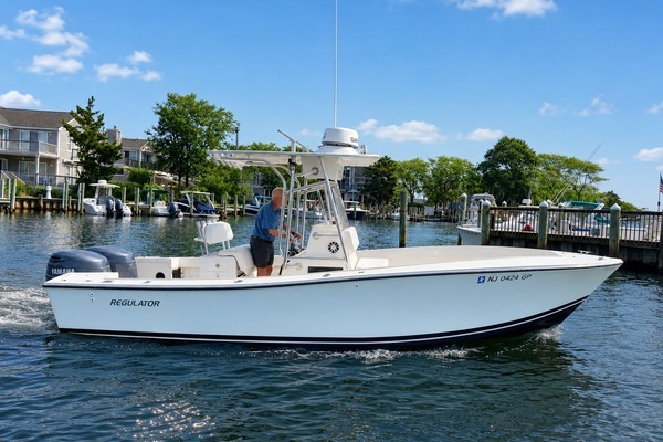 23-ft-Regulator-2000-Center Console 23- Point Pleasant New Jersey United States  yacht for sale