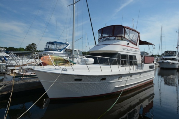 36-ft-Nova-1990-Sundeck-Diamond Girl North Myrtle Beach South Carolina United States  yacht for sale