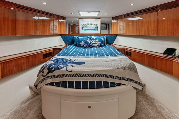 Happy Hour 80ft Hatteras Yacht For Sale